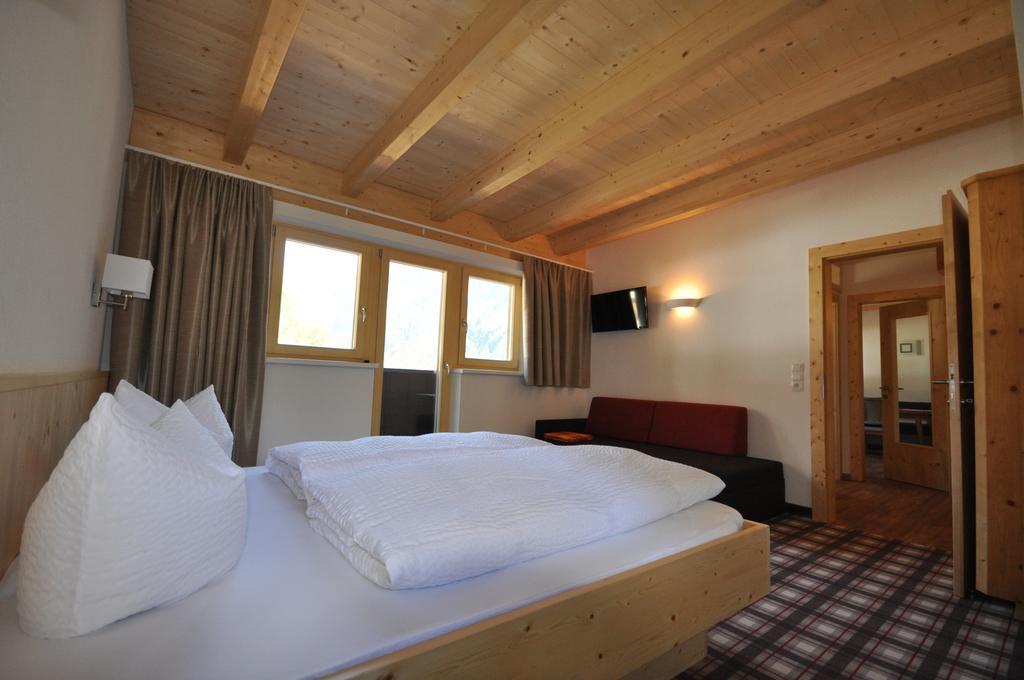Apart - Und Fruehstueckspension Jaegerheim Kaunertal Room photo